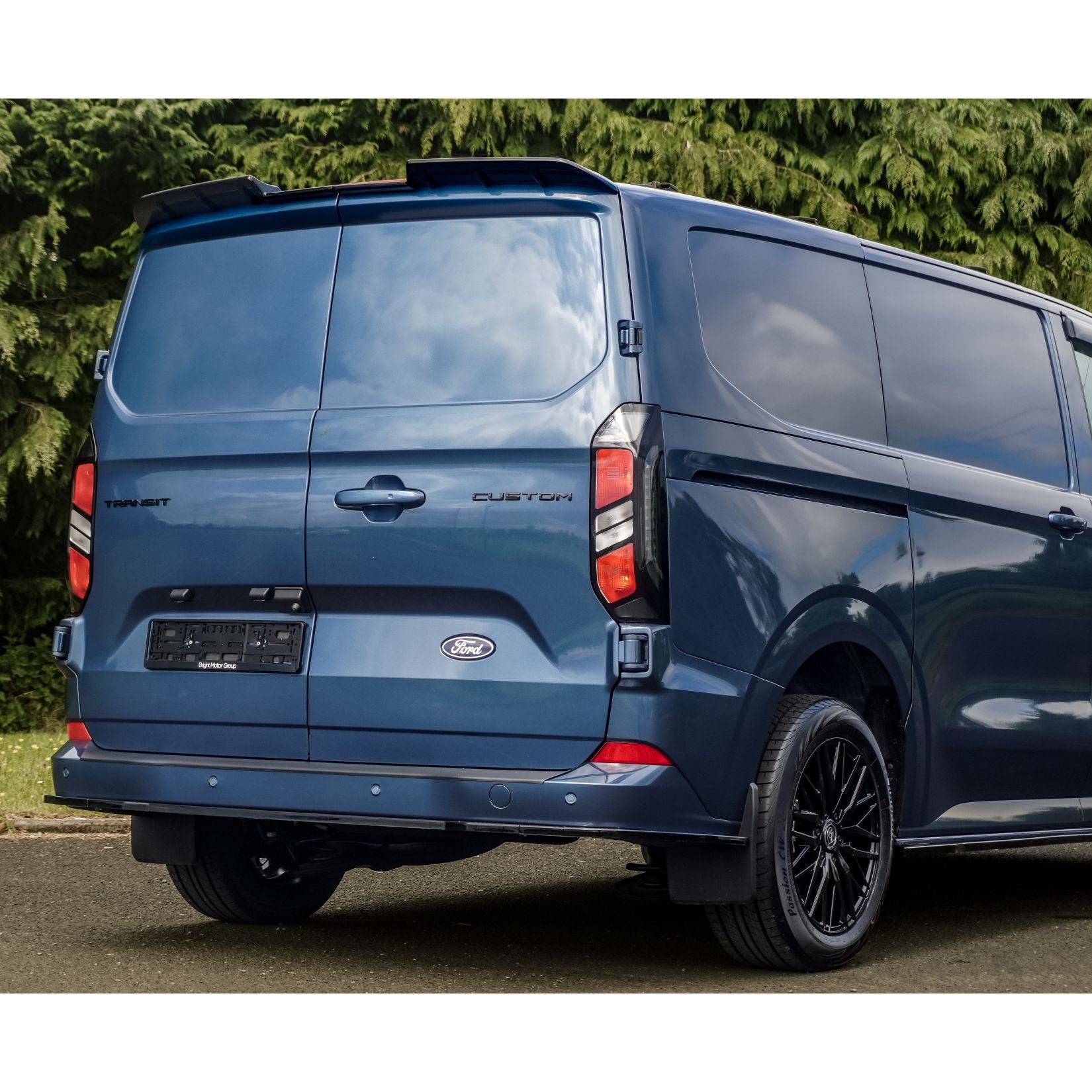 Ford Transit Custom MK2 2024 on LWB Full Low Line Aero Kit V1 In Gloss Black