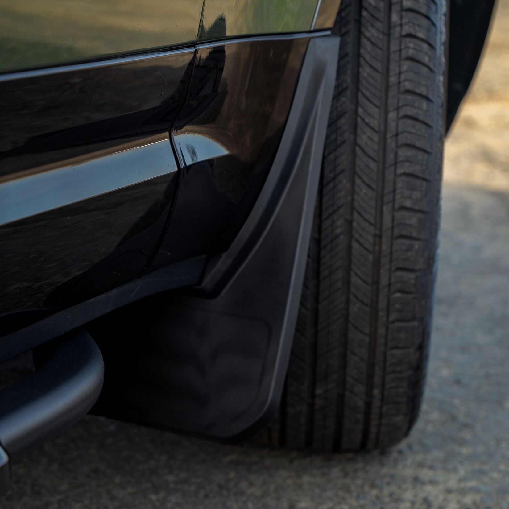 Land Rover Defender L663 90 & 110 2020 Oem Style Classic Mud Flaps - 4pcs - Black