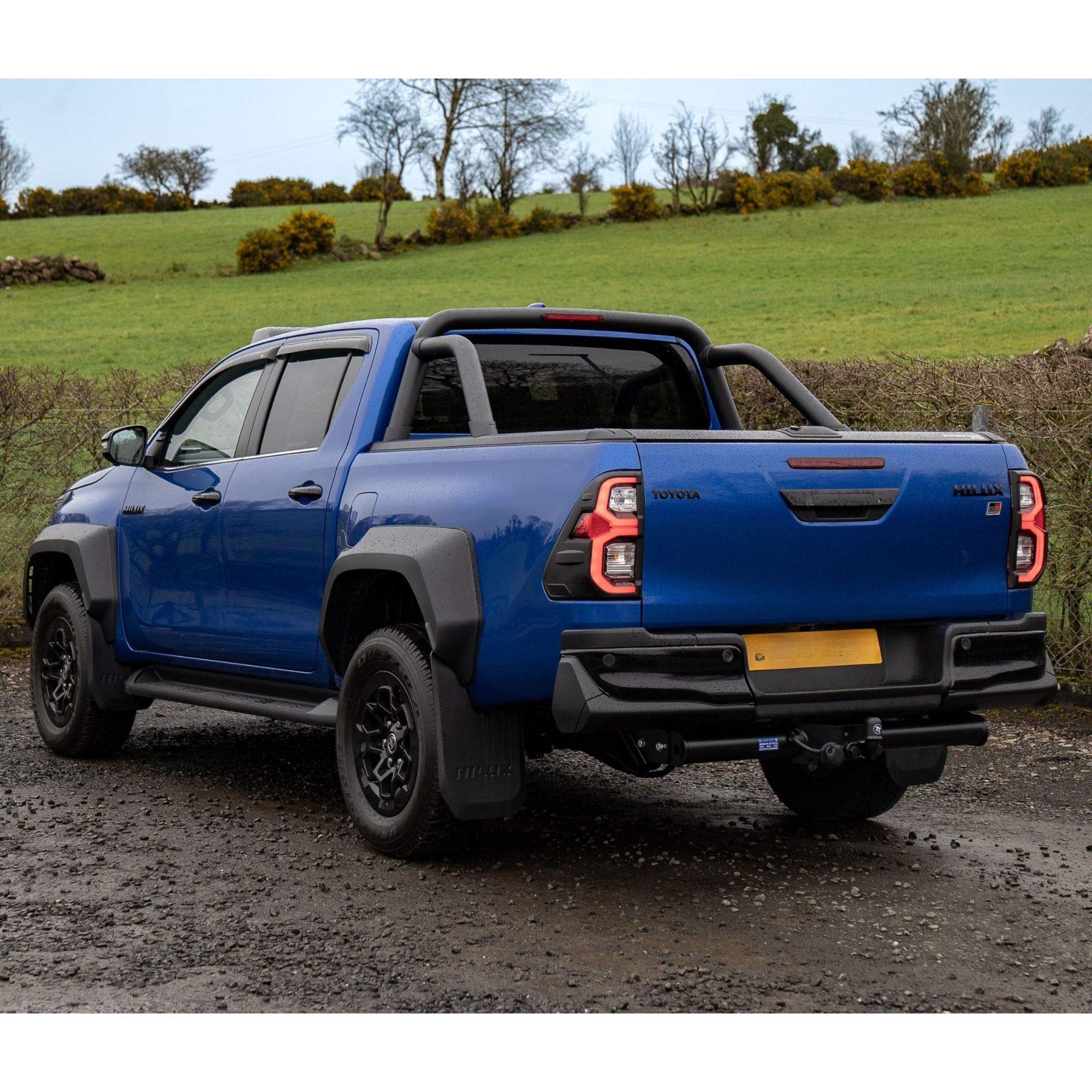 Nissan Navara Np300 / Ford Ranger / Toyota Hilux Double Cab - Ridgeback Roll Bar For Rtc In Black