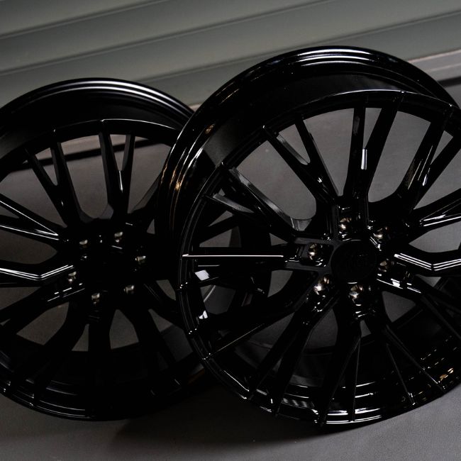 Ridge KN12 Gloss Black 6X120 20 Inch Alloys