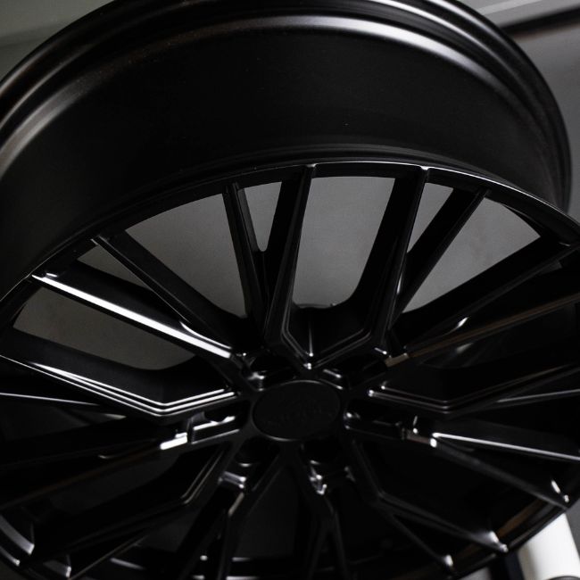 Ridge KN12 Gloss Black 6X120 20 Inch Alloys