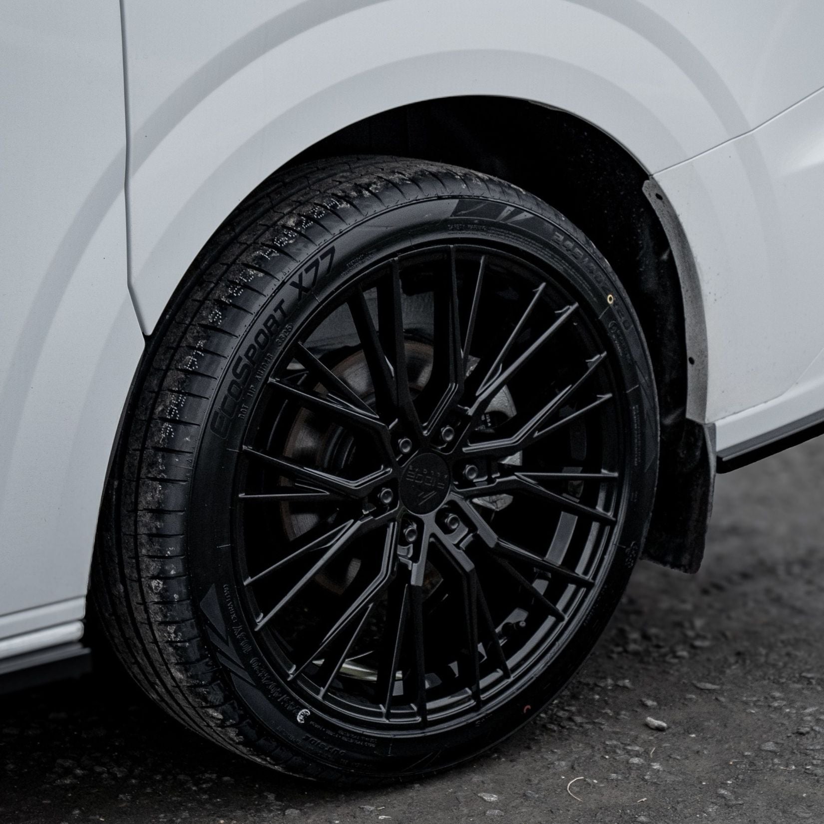 Ridge KN12 Gloss Black 6X120 18 Inch Alloys