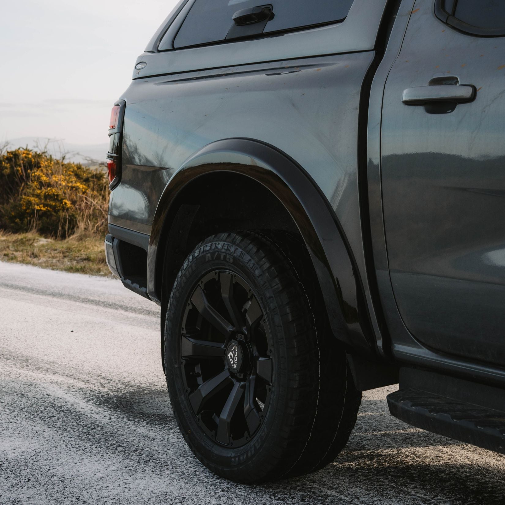 Ridge KN6 Satin Black 6X139.7 20 Inch Alloys