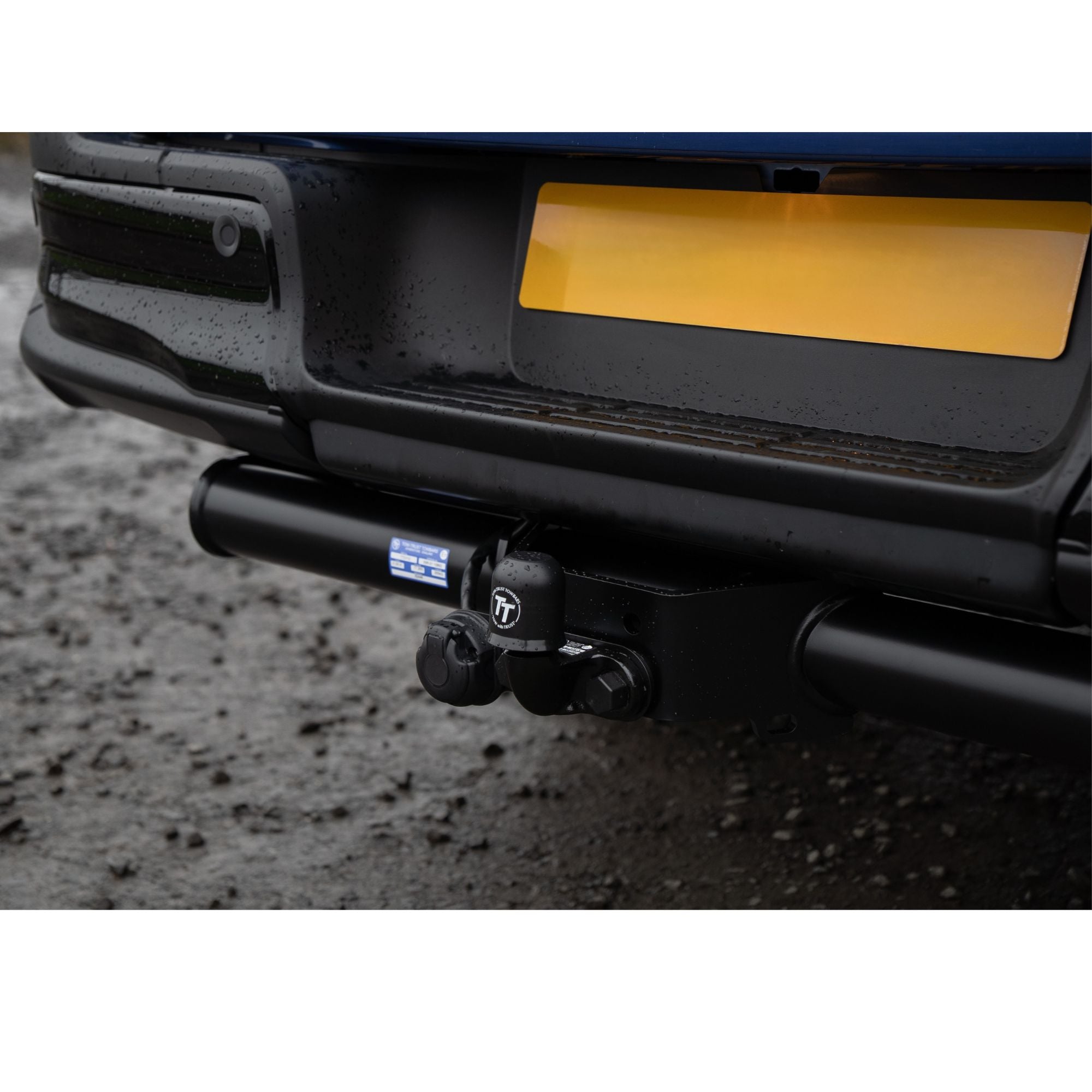Toyota Hilux Mk8 2016 On - Tow-bar