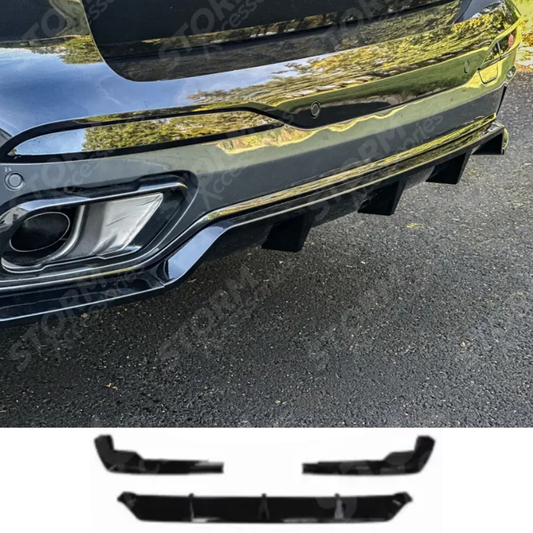 BMW X7 G07 LCI 2023+ Rear Diffuser In Gloss Black