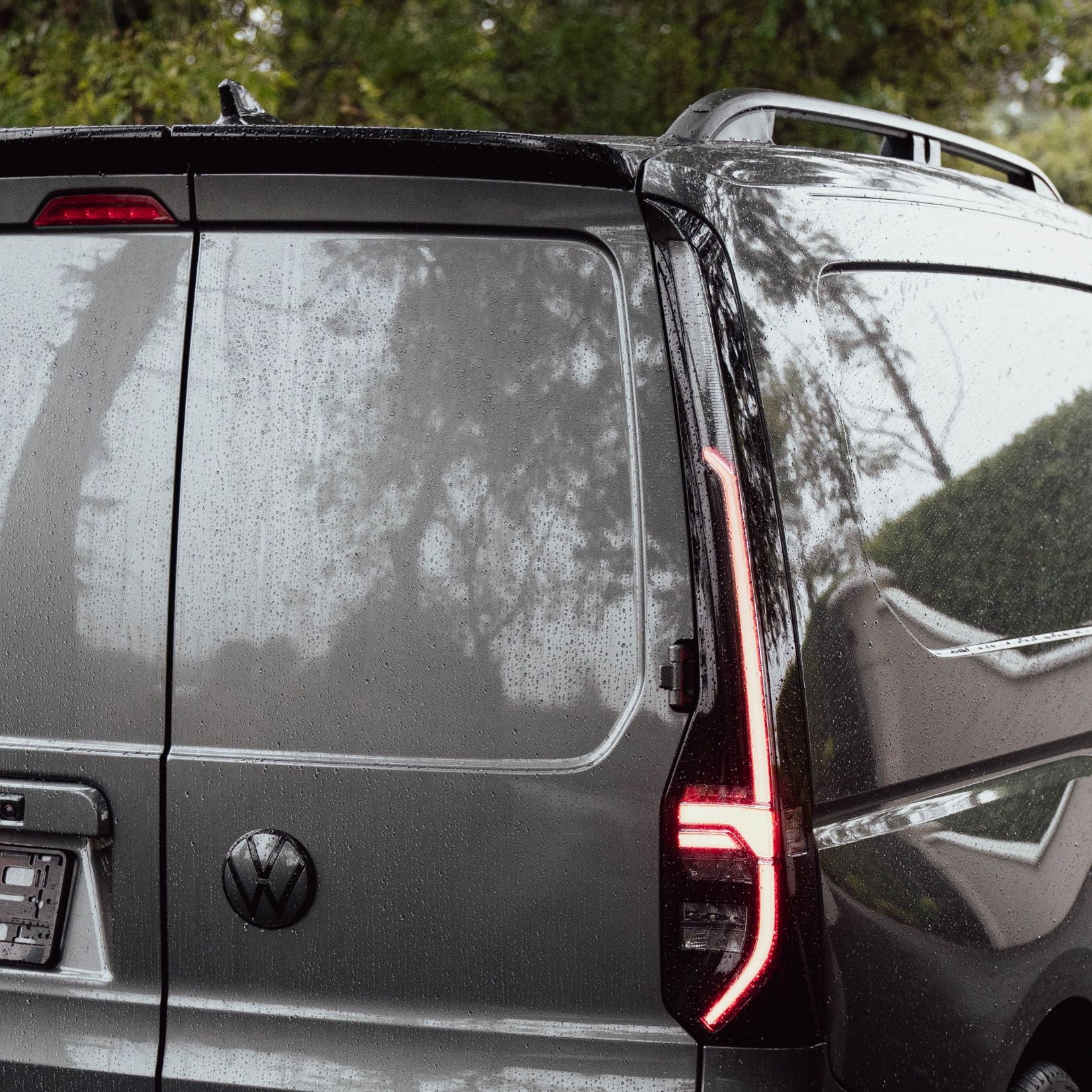 Rear Spoiler Barn Door In Gloss Black For Volkswagen Caddy Mk5 2021+
