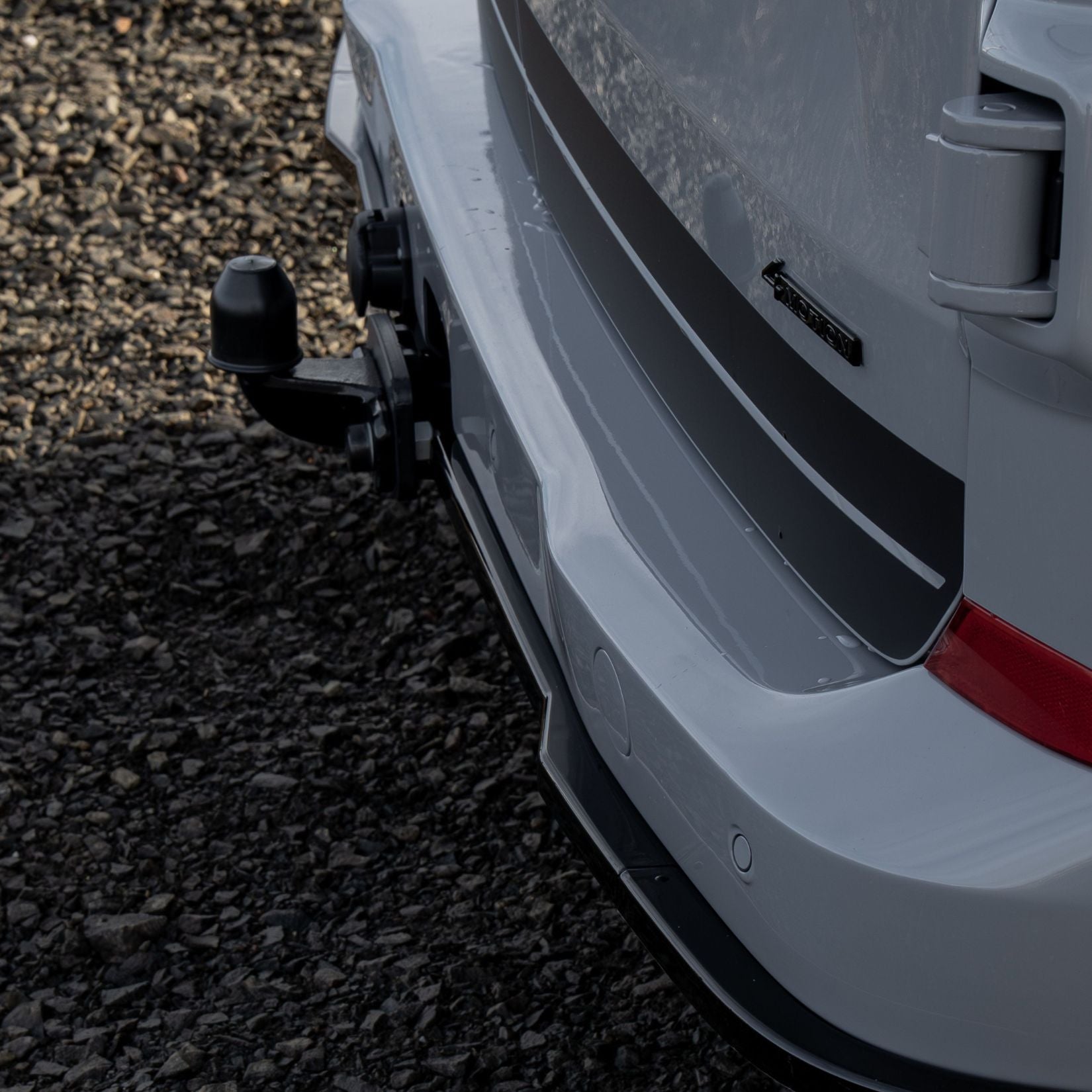 Volkswagen Transporter T7 2025+ Rear Bumper Splitter In Gloss Black