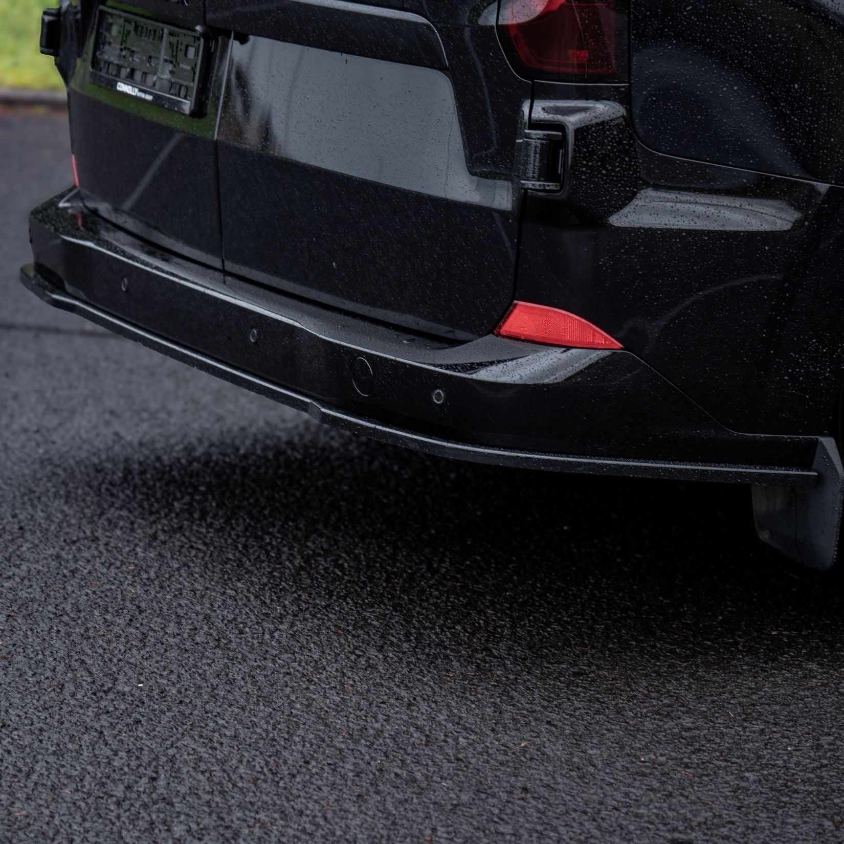 Volkswagen Transporter T7 LWB 2025 on V1 Premium Aero Kit In Gloss Black