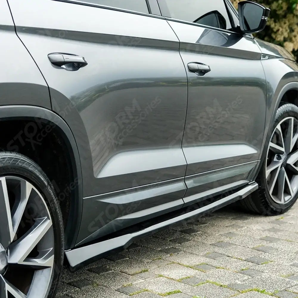 Complete Body Kit in Gloss Black For Skoda Kodiaq Sportline Mk1 Facelift 2021-2023 - Body Kits