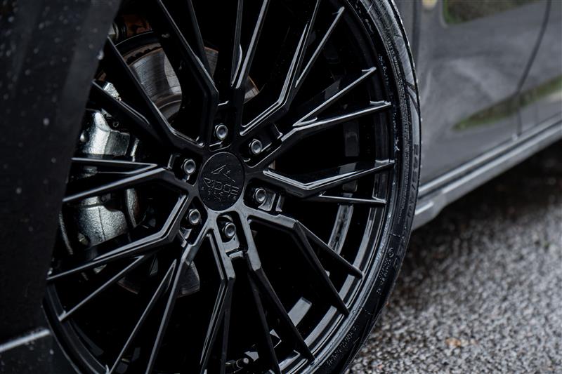 Ridge KN12 Gloss Black 6X120 20 Inch Alloys