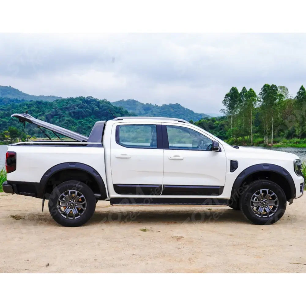 Ford Ranger T9 2023 on 'Style' Matte Textured Wheel Arch Set
