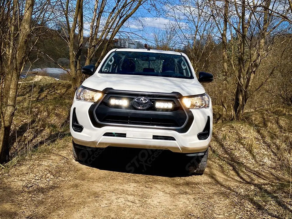 Grille Kit Triple-R 750 With Side Lights For Toyota Hilux (2021+)