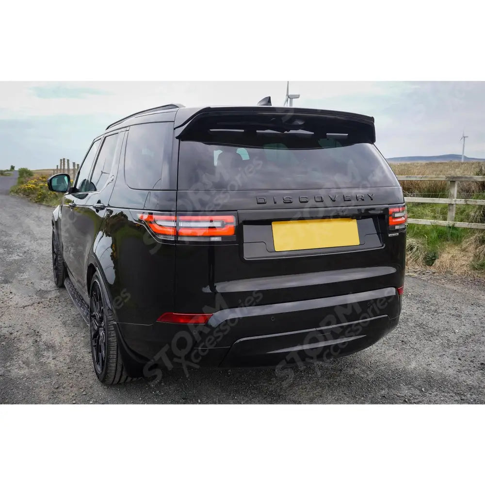 Land Rover Discovery 5 2017-2021 Rear Tailgate Number Plate Moulding St Look - Gloss Black