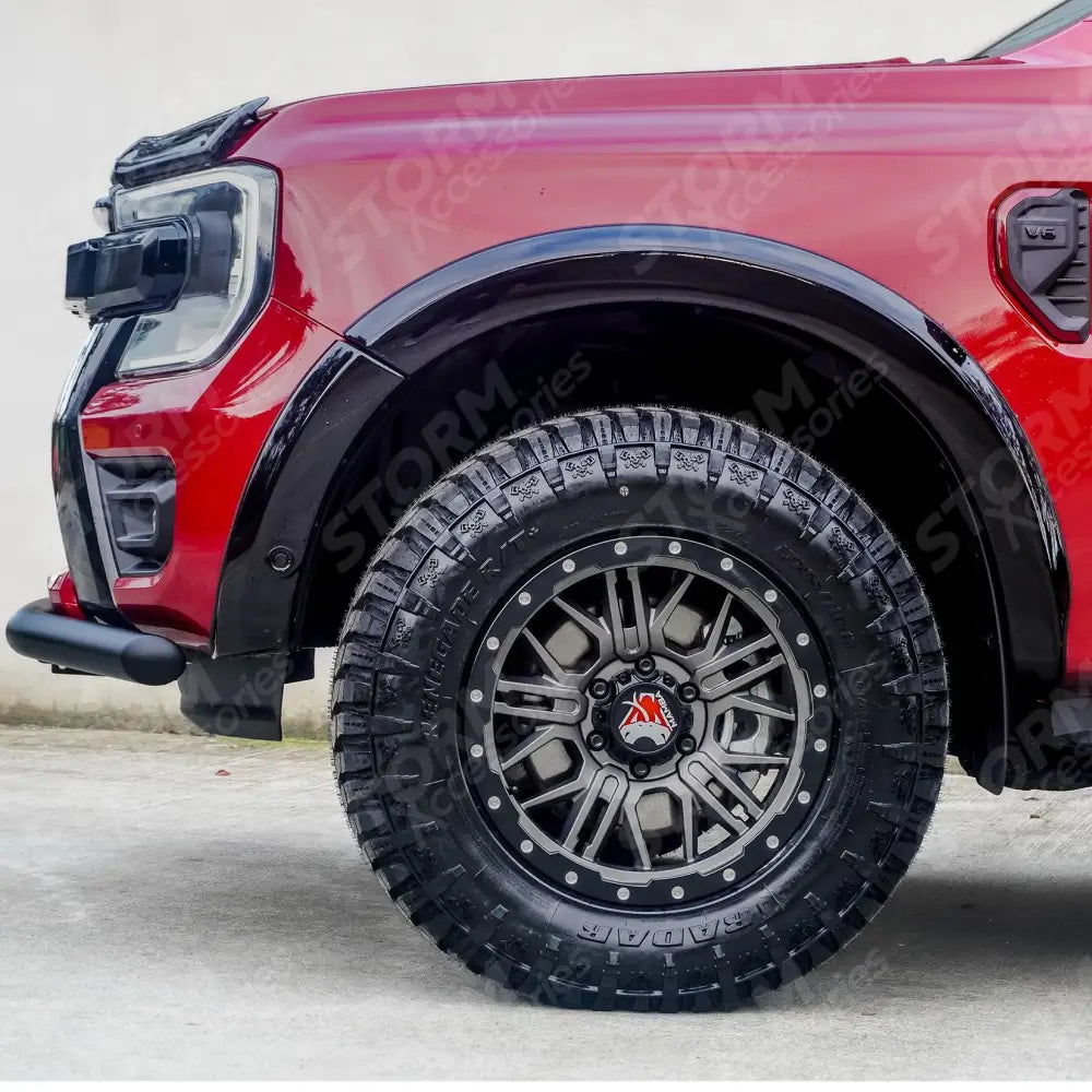 Mamba M25 Matte Grey Black Lip - 18 Inch Alloys - 6x139.7