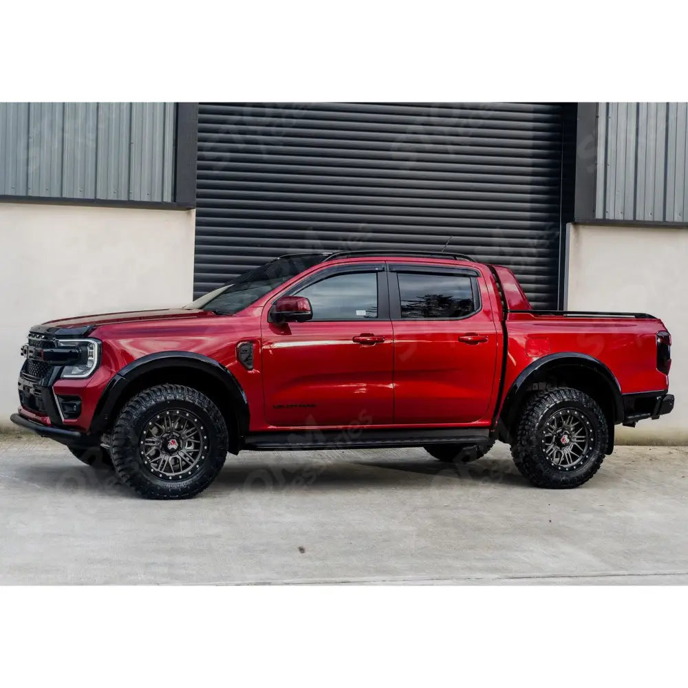 Mamba M25 Matte Grey Black Lip - 18 Inch Alloys - 6x139.7
