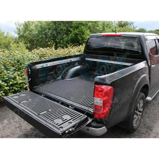 Nissan Navara Np300 2016 On - Double Cab Under Rail Load Bed Liner