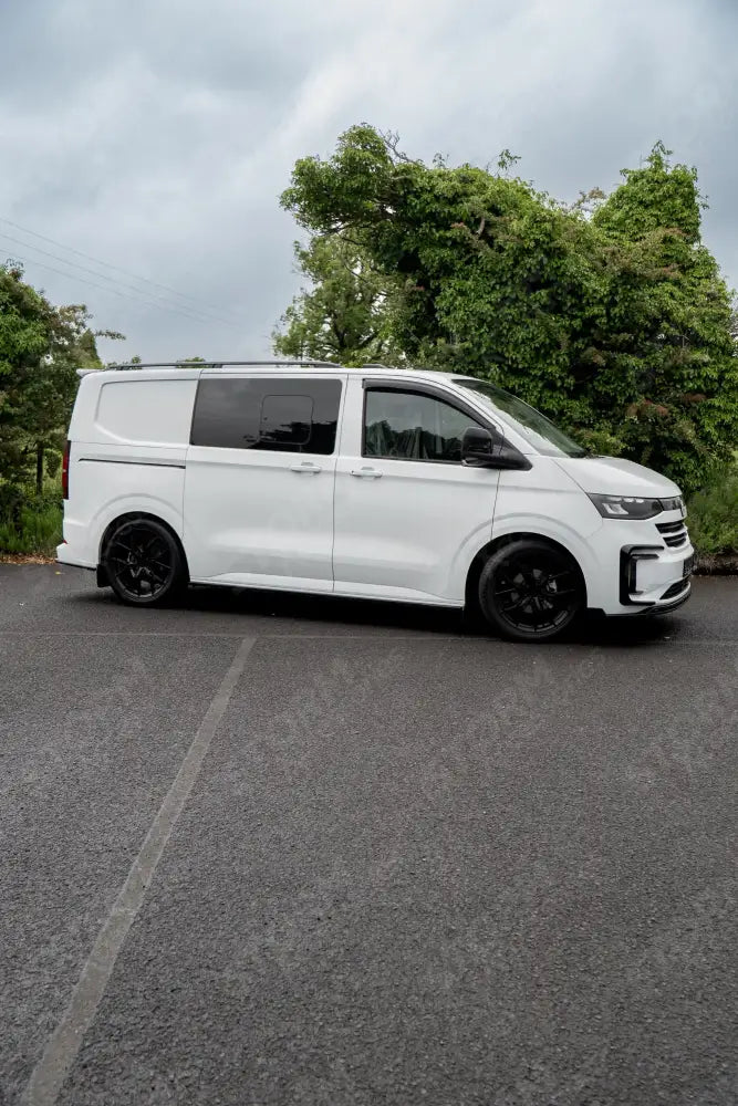 Premium Aero Kit In Gloss Black For Volkswagen Transporter T7 LWB TAILGATE 2025 on
