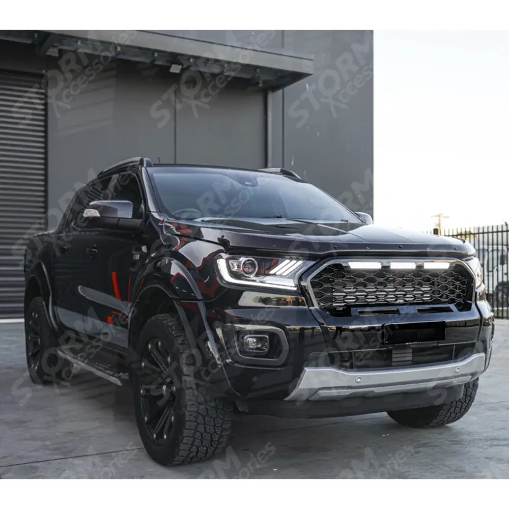 Ranger T6 2016-2019 Replacement Grill With LED'S In Gloss Black - Mesh Style