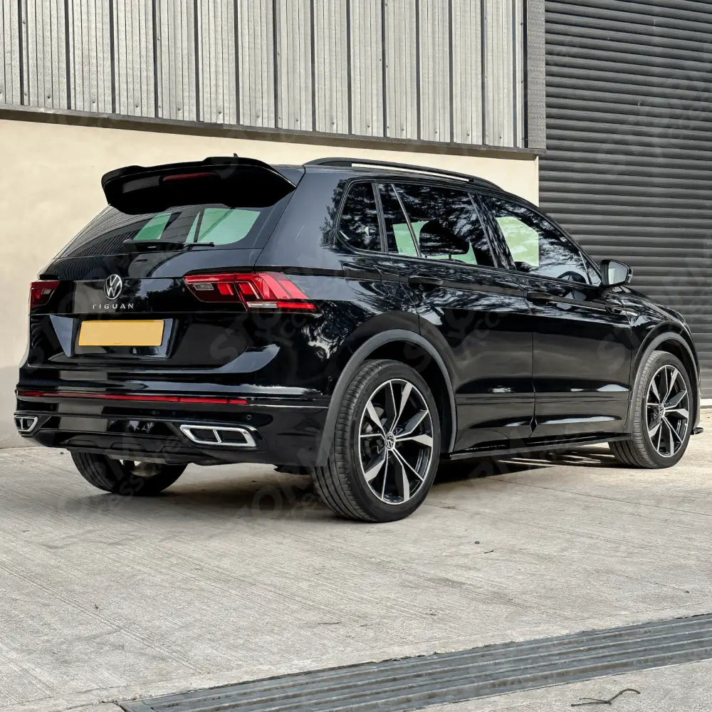 Rear Spoiler in Gloss Black For VW Tiguan R/R-Line MK2 Facelift 2020+
