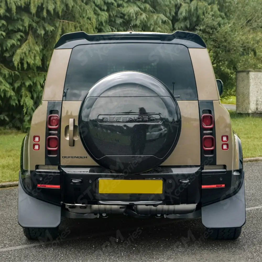 STX Style Classic Mud Flaps 4pcs Black For Land Rover Defender L663 90 & 110 2020