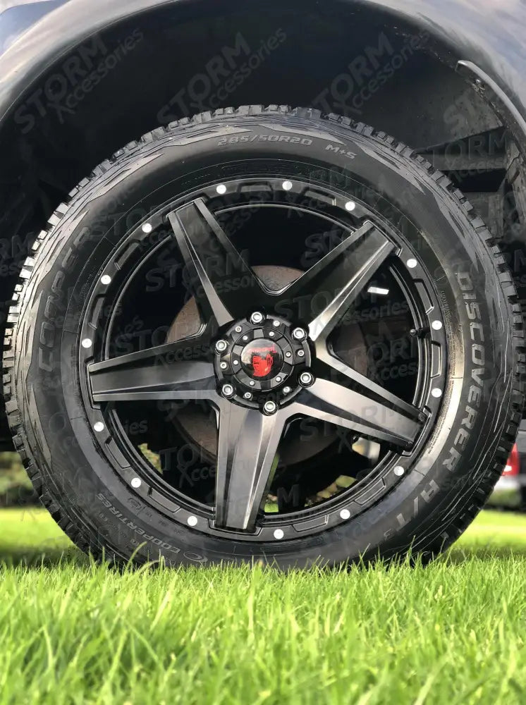 Tomahawk Apache - 20 Inch Alloys - 6x114