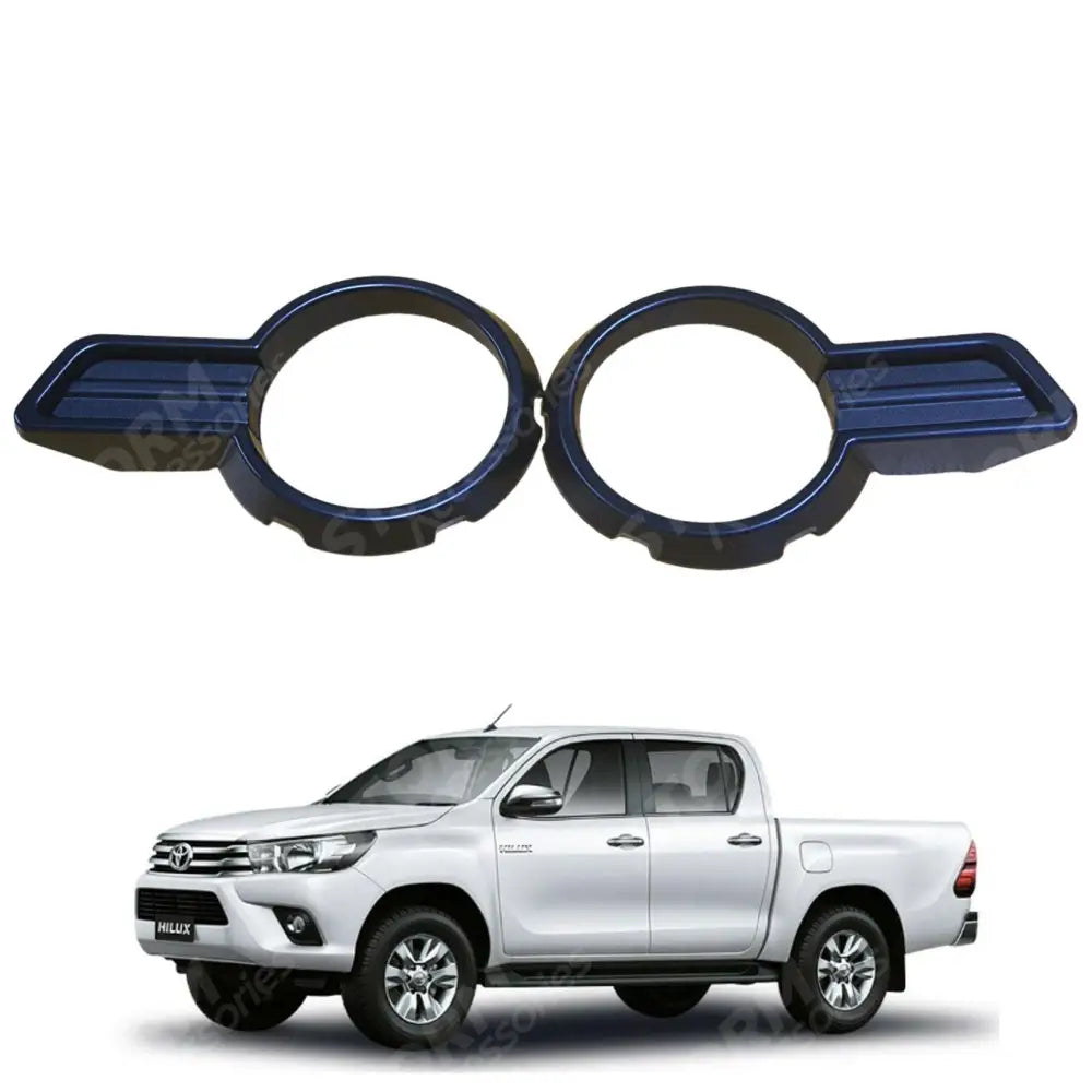 Toyota Hilux Mk8 2016 On - Stx Round Fog Light Cover - Black