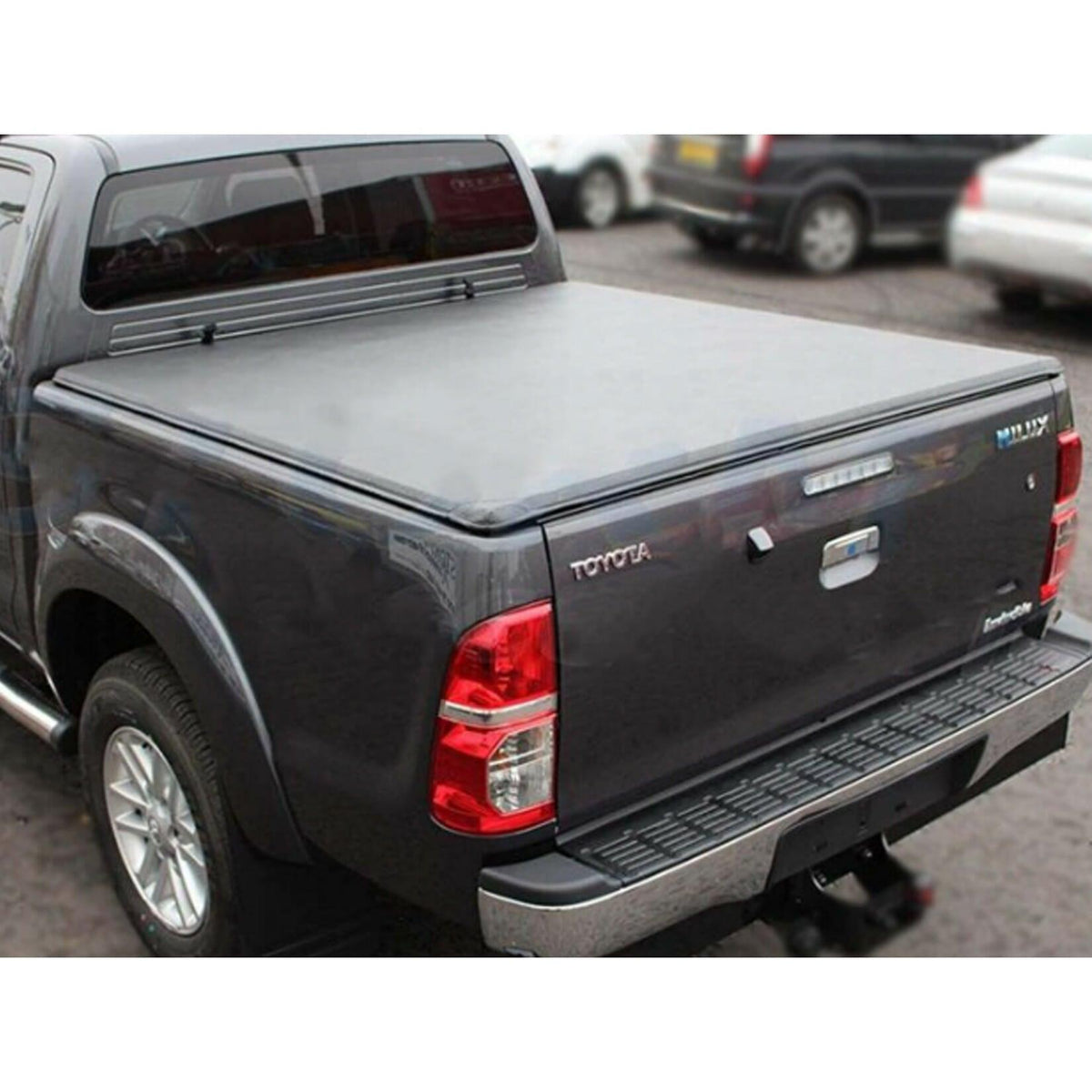 TOYOTA HILUX MK8 2016 ON - DOUBLE CAB - STX SOFT ROLL UP TONNEAU COVER - Storm Xccessories2
