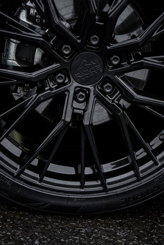 Ridge KN12 Gloss Black 6X120 20 Inch Alloys