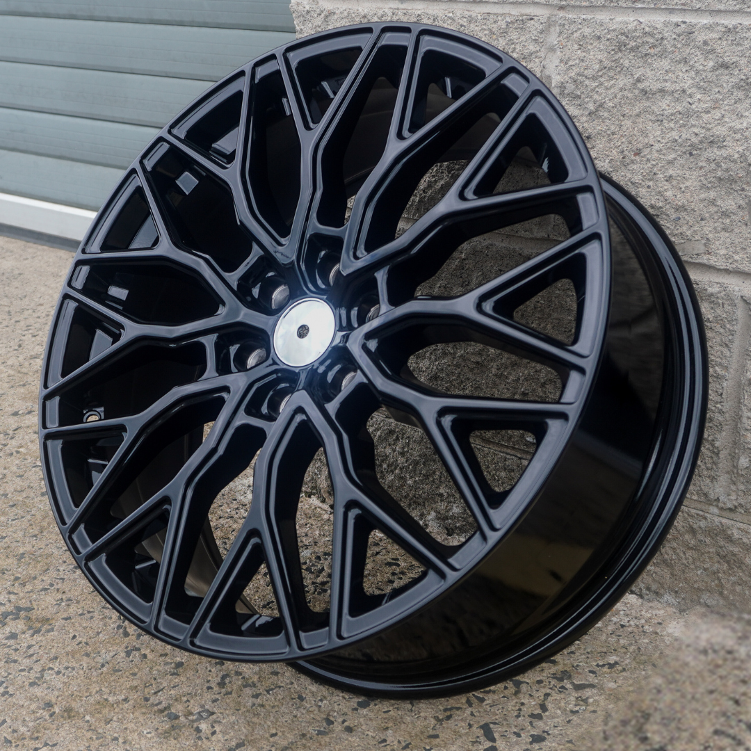 FORD TRANSIT CUSTOM 2024+ 20" 6x120 VC1 ALLOY WHEEL IN GLOSS BLACK