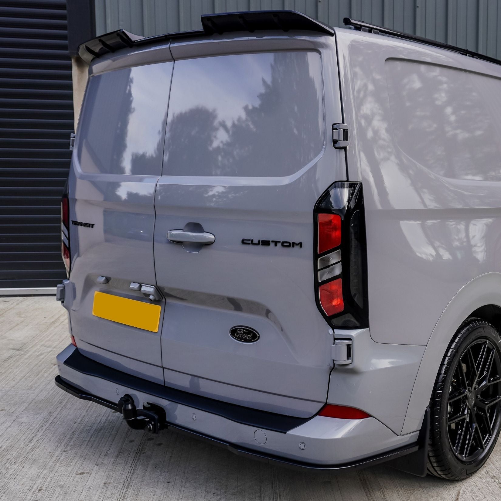 Ford Transit Custom MK2 2024 on Rear Bumper Splitter In Gloss Black 3 Piece
