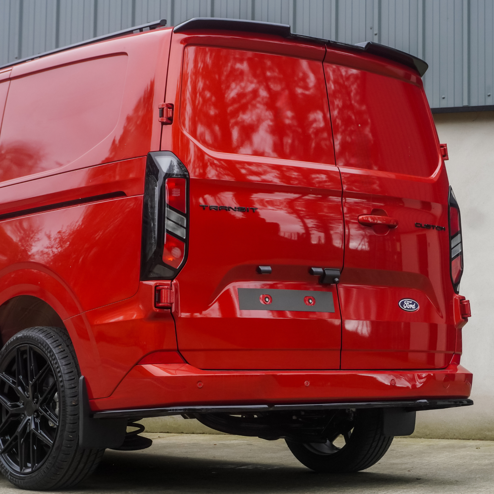 Ford Transit Custom MK2 2024+ LWB Full Gloss Black Soft Kit