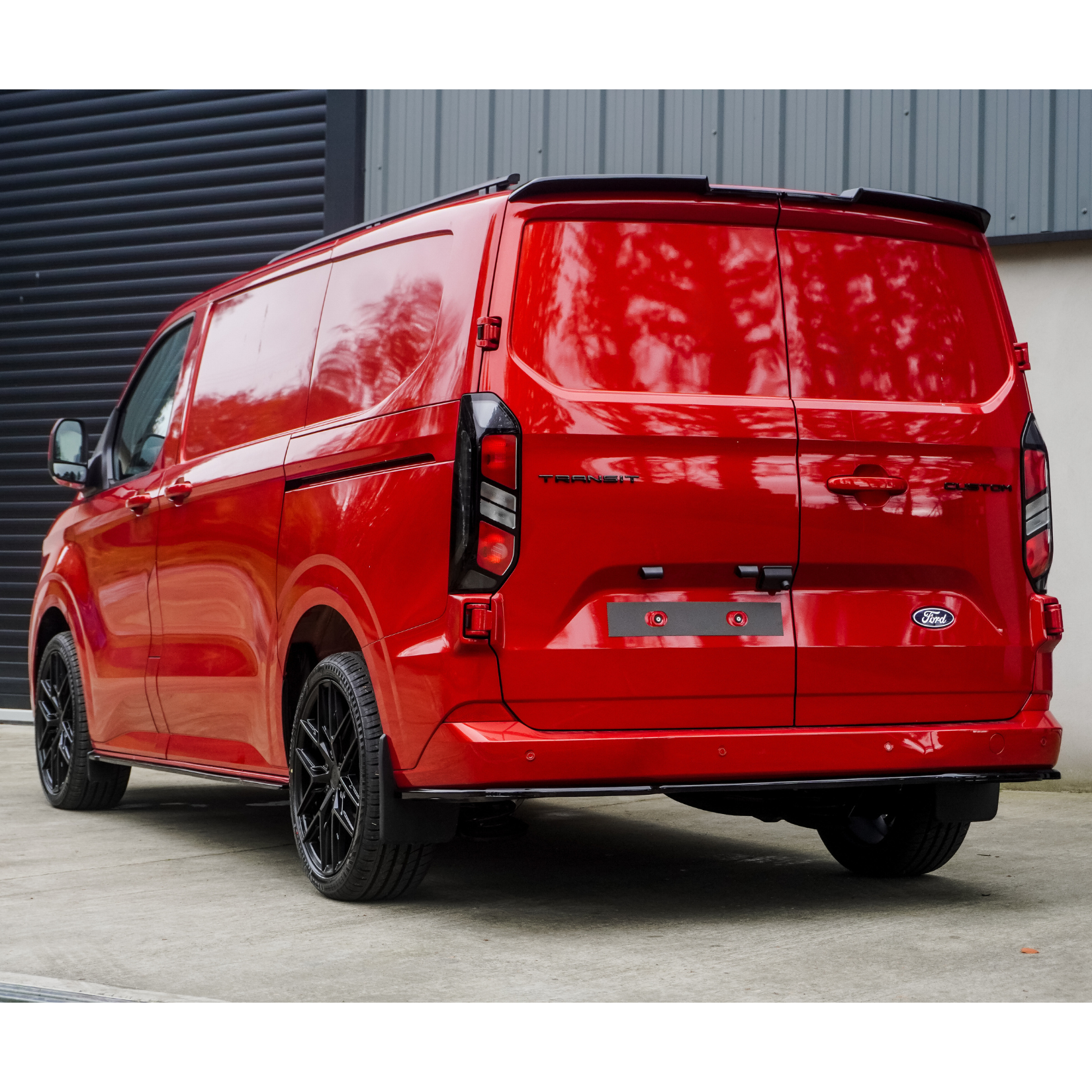 Ford Transit Custom MK2 2024+ LWB Full Gloss Black Soft Kit