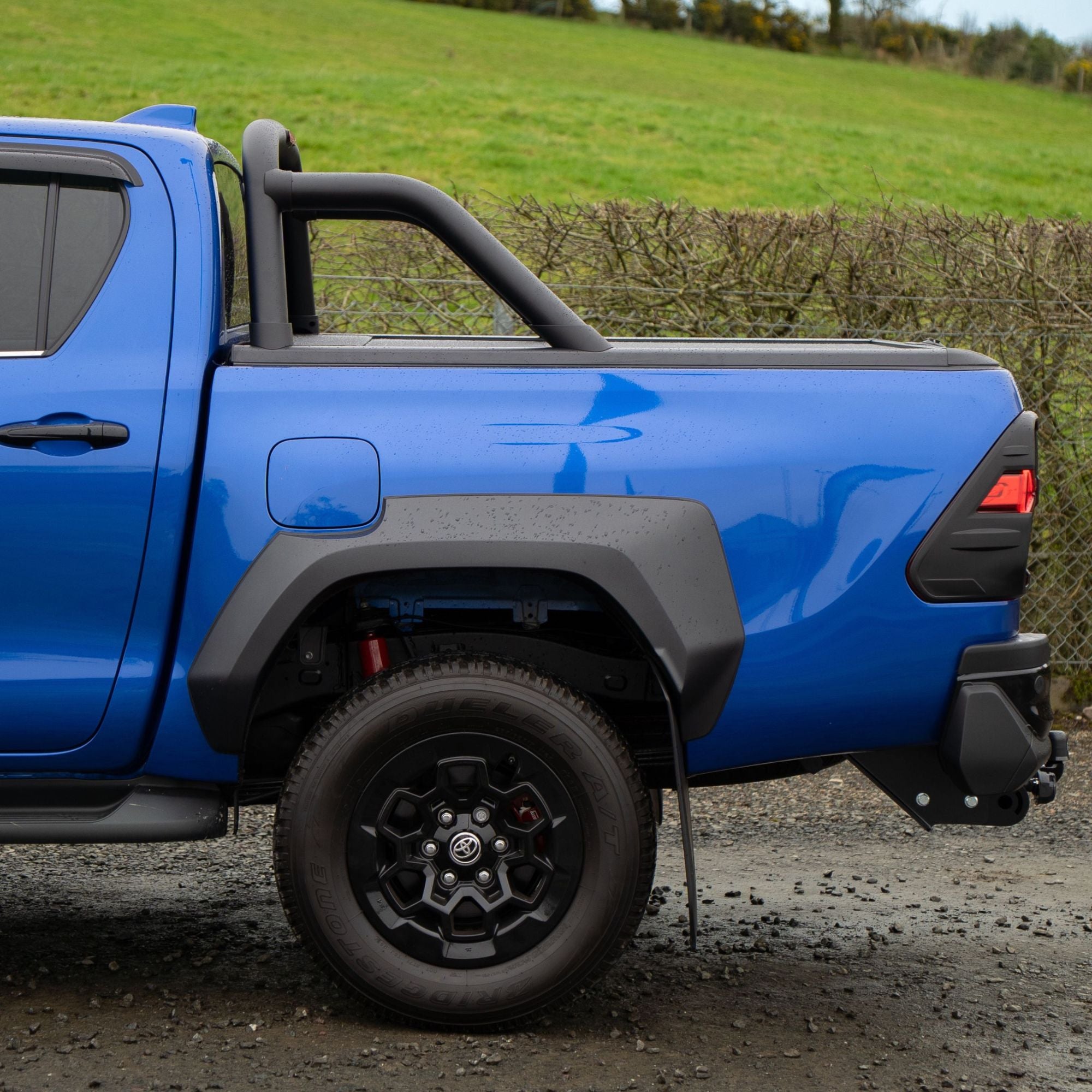 Nissan Navara Np300 / Ford Ranger / Toyota Hilux Double Cab - Ridgeback Roll Bar For Rtc In Black