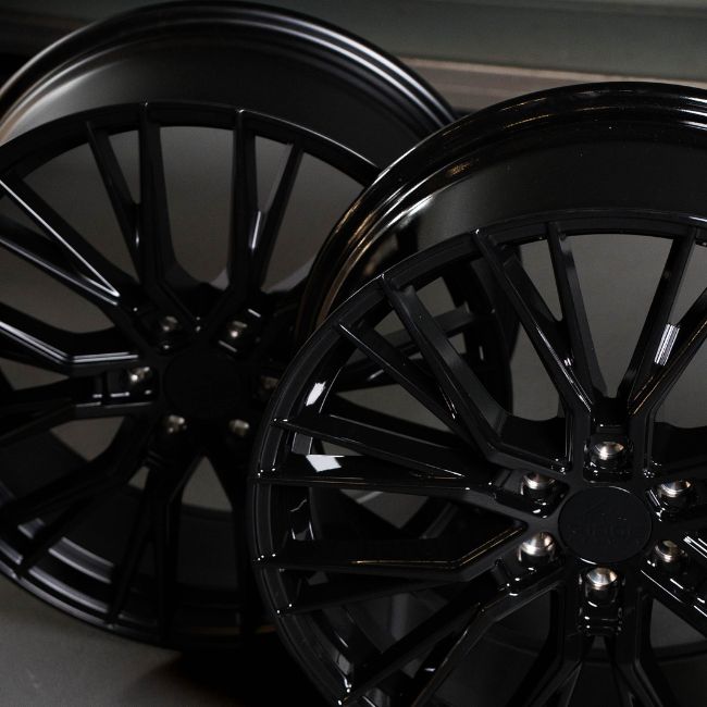 Ridge KN12 Gloss Black 6X120 20 Inch Alloys