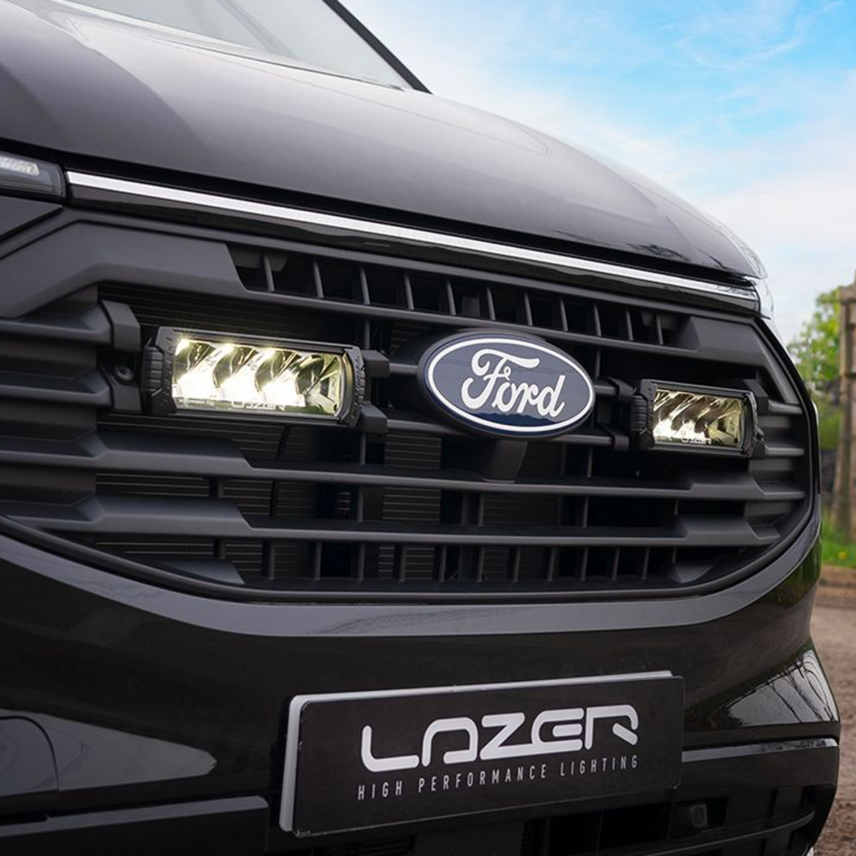 Ford Transit Custom 2024+ Lazer Grille Kit Triple-R 750 Elite
