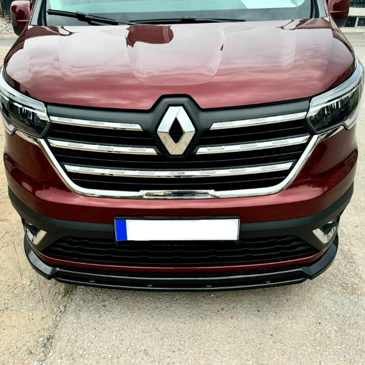 Renault Trafic 2022+ Front Splitter In Gloss Black