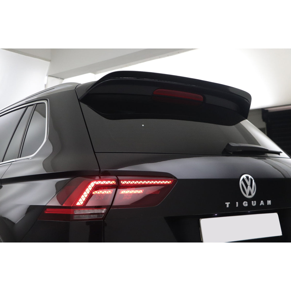 VW Tiguan MK2 R-Line 2015-2020 Spoiler