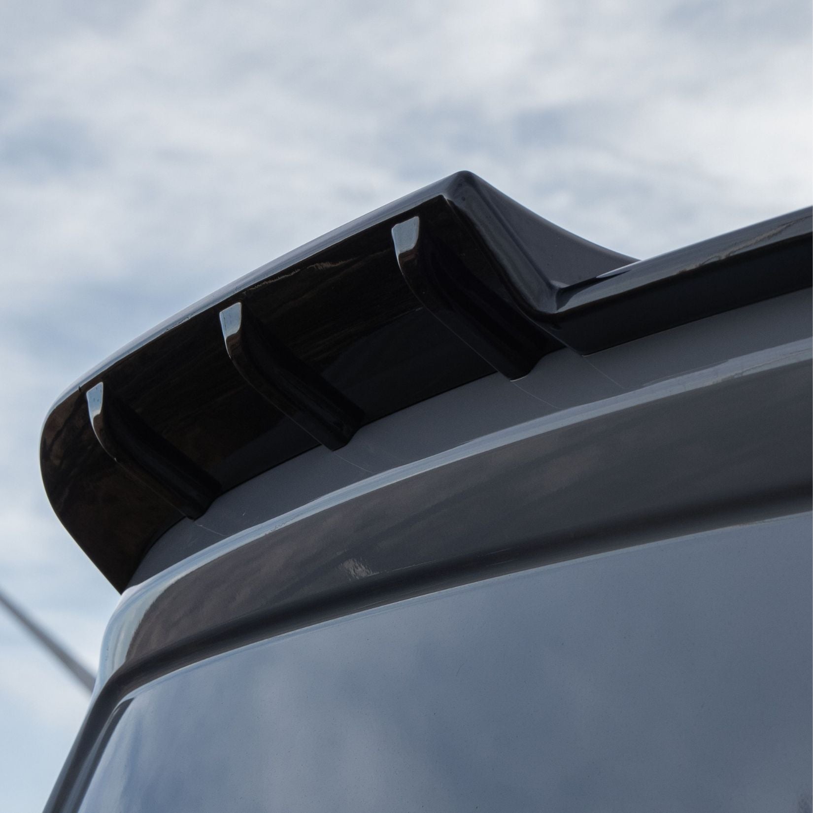Volkswagen Transporter T7 2025+ Barn Door V1 Spoiler In Gloss Black