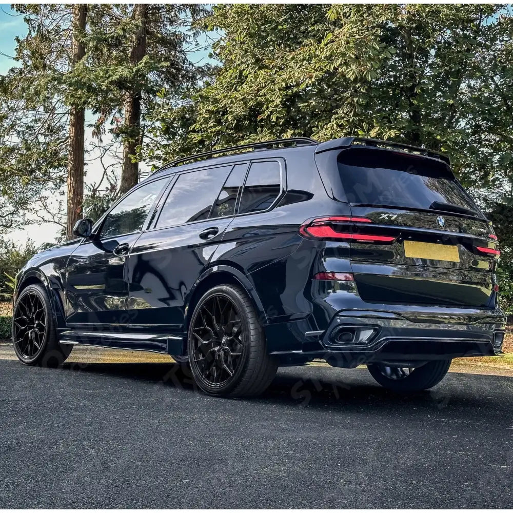 Aero Kit In Gloss Black For BMW X7 G07 LCI M Sport 2023+
