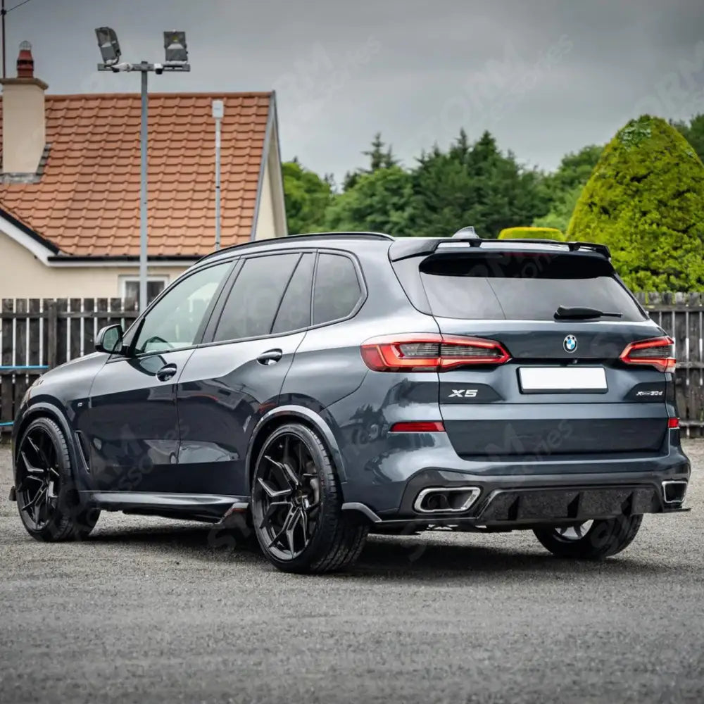 Black Knight Rear Diffuser In Gloss Black For Bmw X5 G05 2018-2022