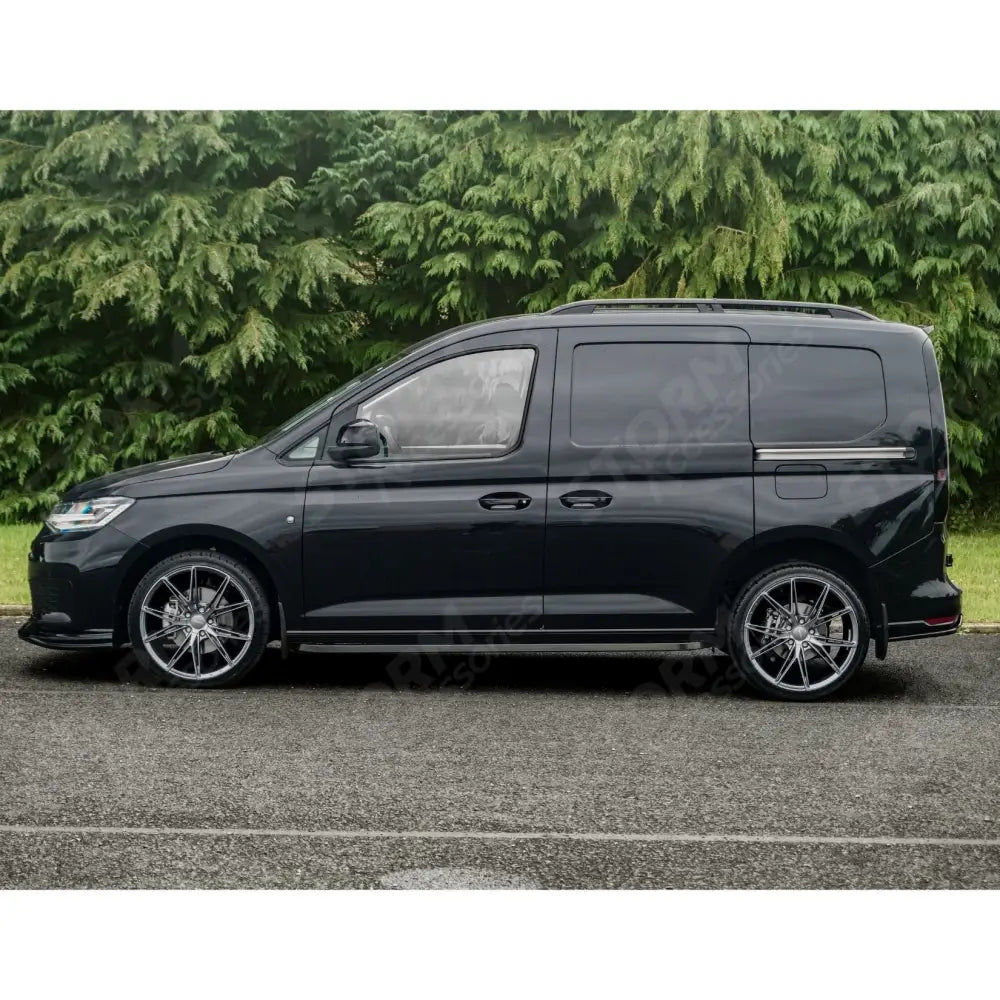 Body Kit In Gloss Black For Volkswagen Caddy MK5 2021+
