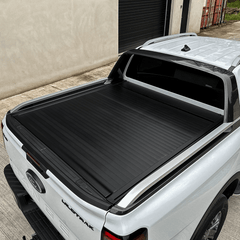 FORD RANGER T6 WILDTRAK 2022 ON – DOUBLE CAB – RIDGEBACK AUTO ELECTRIC ROLL TOP COVER IN BLACK - Storm Xccessories2