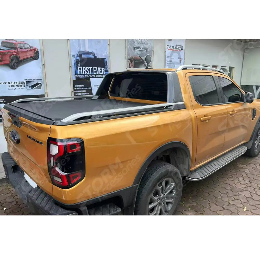 Ford Ranger Wildtrak 2023 Roll Up Tonneau Cover