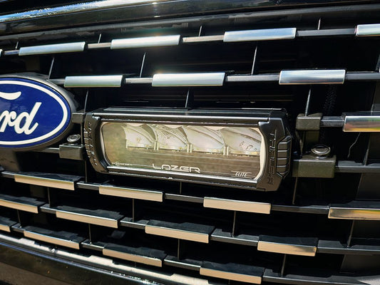 Ford Tourneo Custom (2024+) Grille Kit