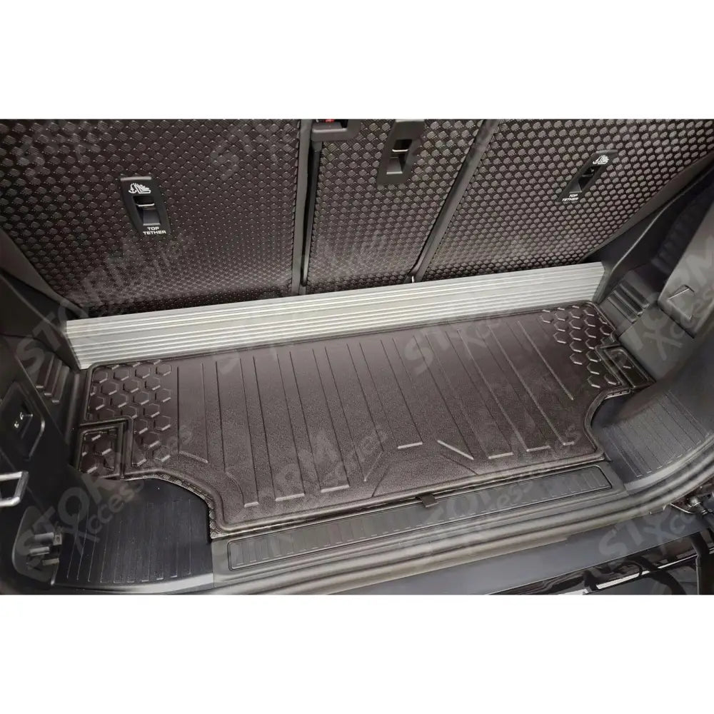 Land Rover Defender L663 90 2020 On - Mud Block Boot Mat