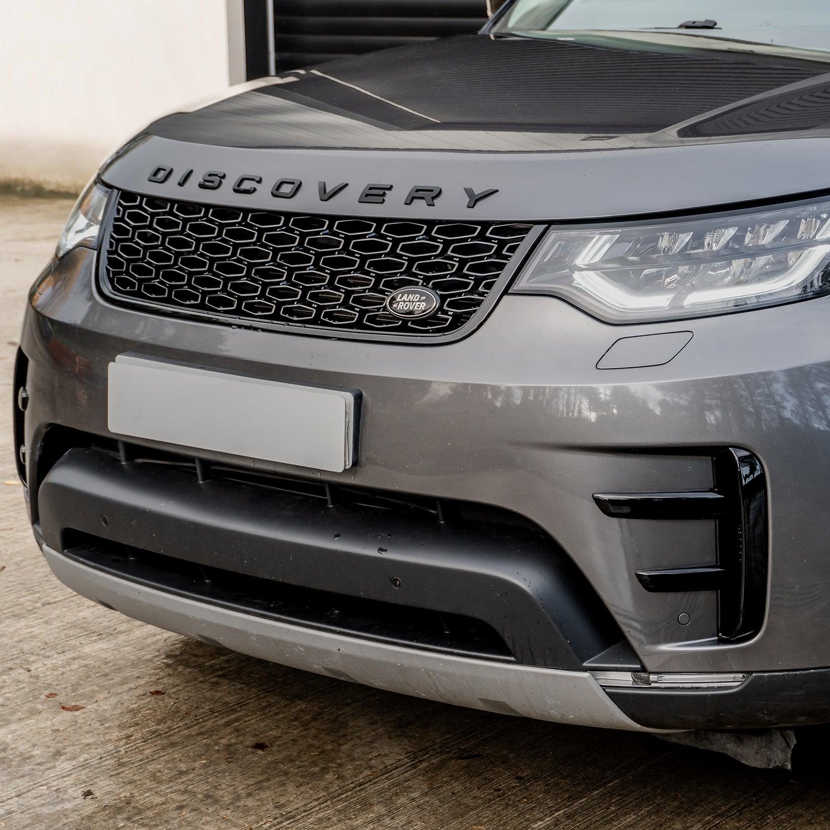 LAND ROVER DISCOVERY 5 - DYNAMIC BLACK EDITION BODY KIT - GRILLE, SIDE VENTS, TRIMS, TOW EYE AND EXHAUST COVERS - Storm Xccessories