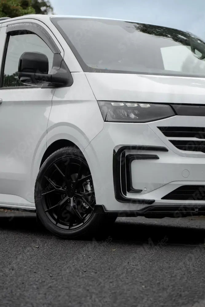 Premium Aero Kit In Gloss Black For Volkswagen Transporter T7 LWB TAILGATE 2025 on