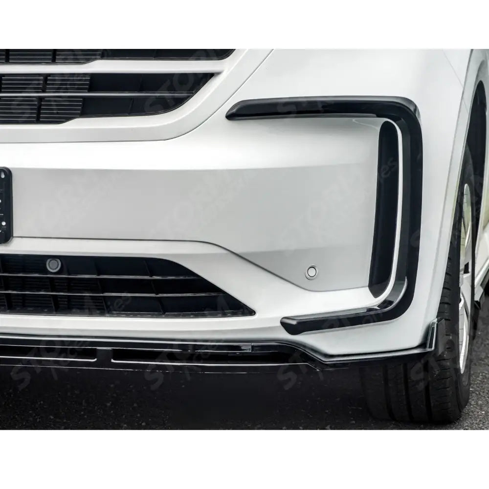 Premium Aero Kit In Gloss Black For Volkswagen Transporter T7 SWB TAILGATE 2025 on