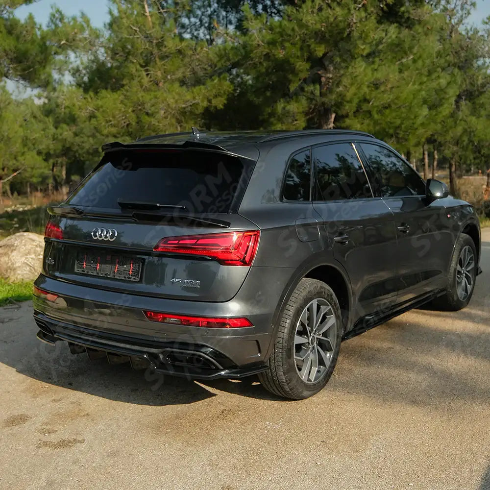Side Skirts In Gloss Black (2 Pcs) For Audi SQ5 / Q5 S-Line Mk2 Facelift 2020-2024