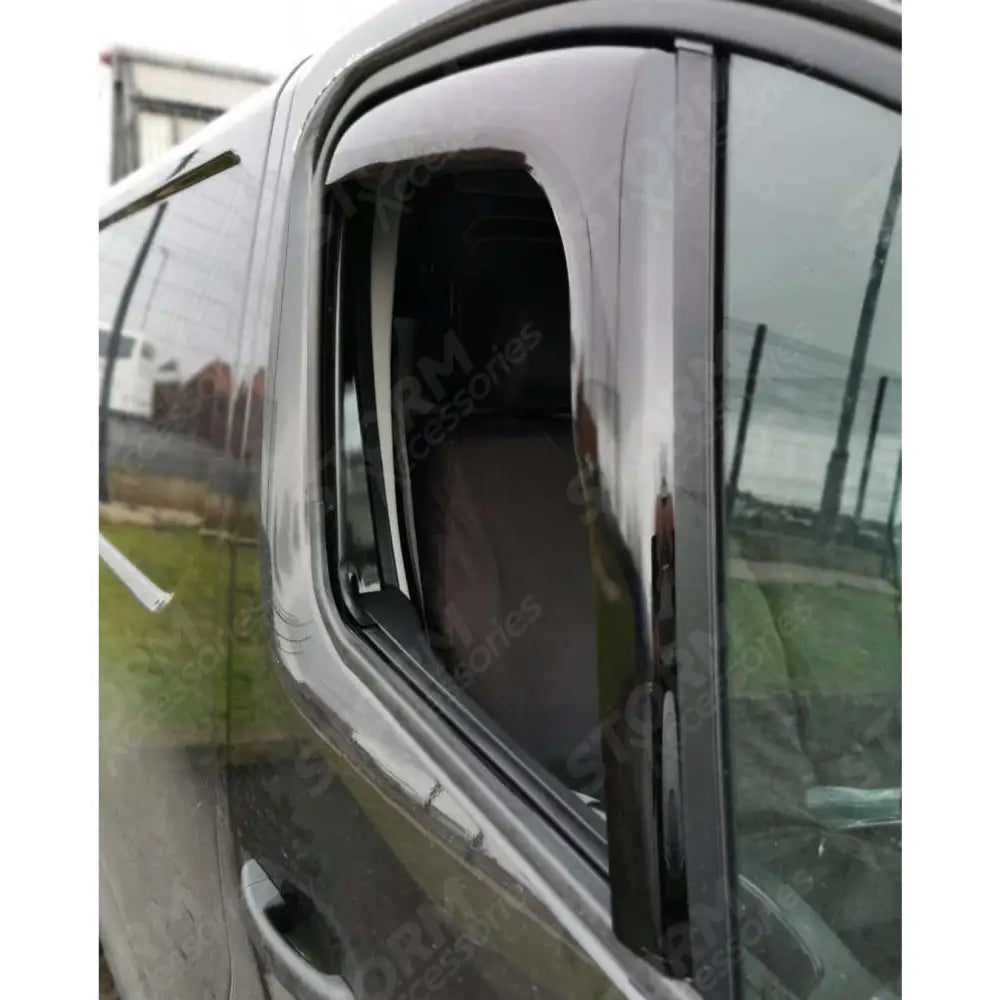 Stx Internal Wind Deflectors 2pcs Clip In For Renault Trafic 2014 On